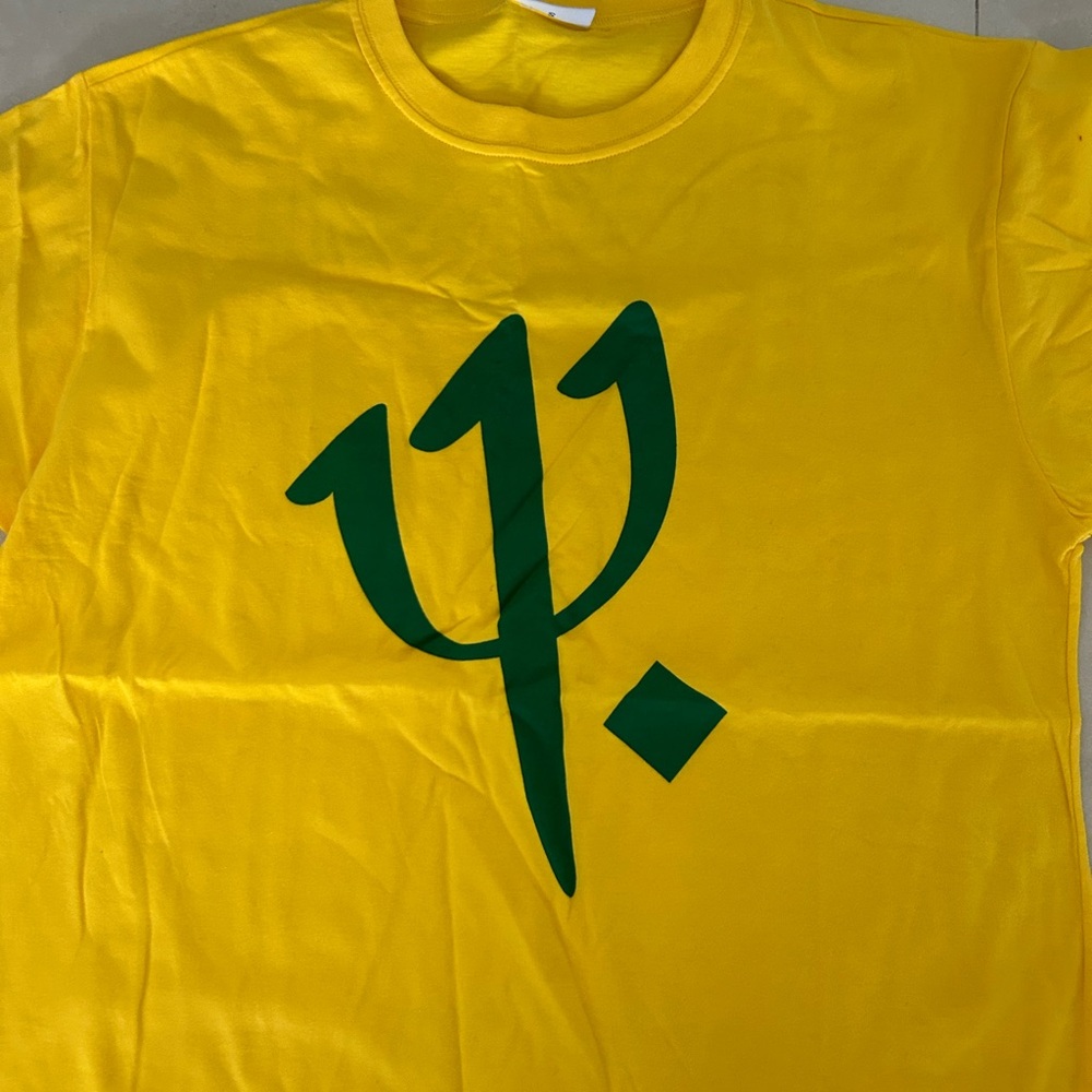 Club med Brazil NEW Yellow Graphic T-Shirt - Picture 3 of 7